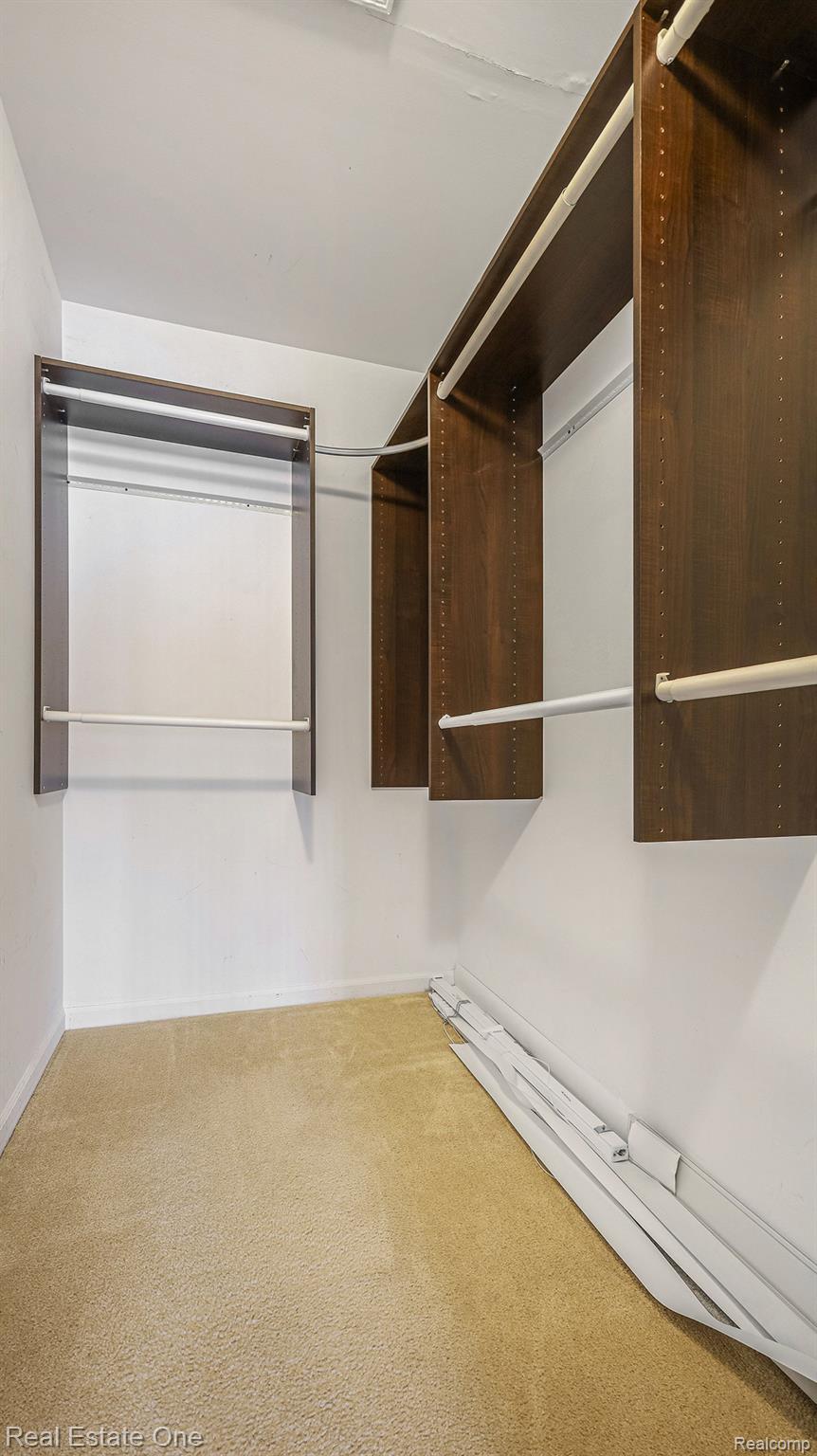 46027 Rhodes Drive Macomb, MI 48044 - Photo 10 of 16 Gallery Image 10