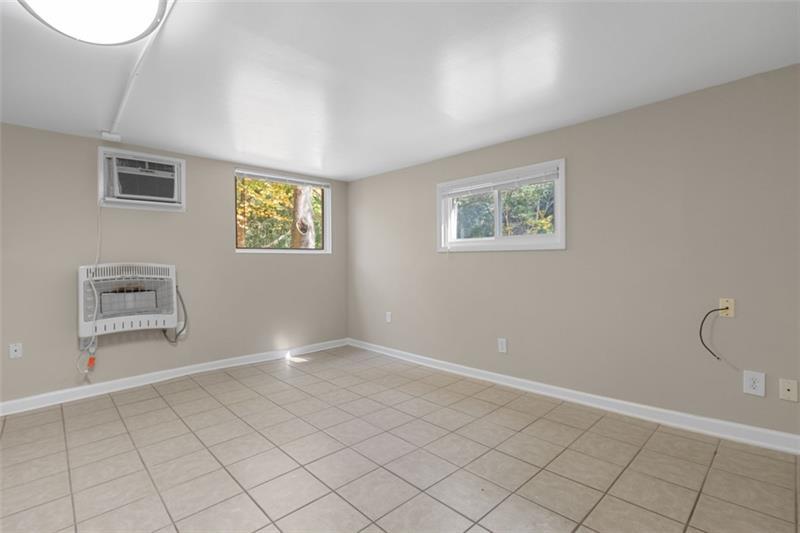 2958 Harcourt Drive Decatur, GA 30033 - Photo 5 of 11 a view of an empty room with a window