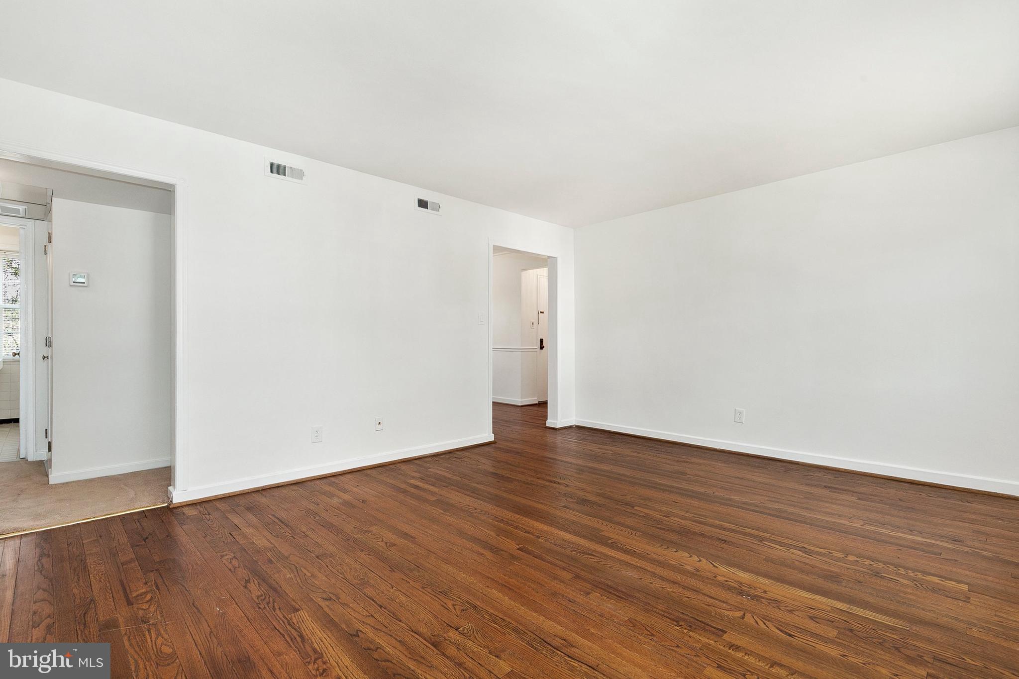 2211 Washington Avenue, Unit 303 Silver Spring, MD 20910 - Photo 16 of 30