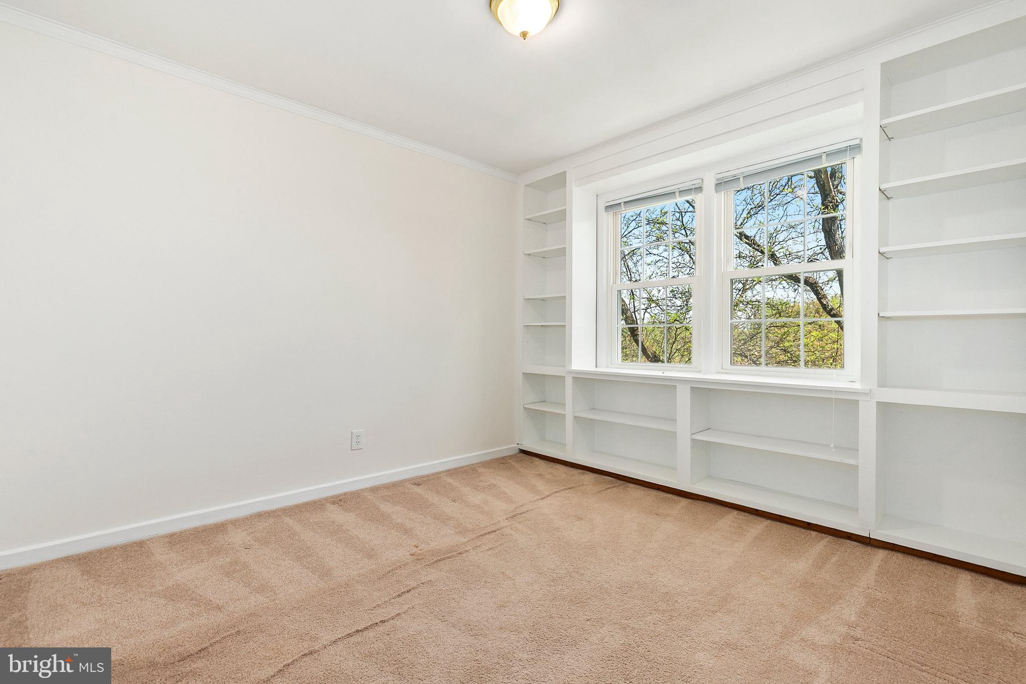 2211 Washington Avenue, Unit 303 Silver Spring, MD 20910 - Photo 23 of 30