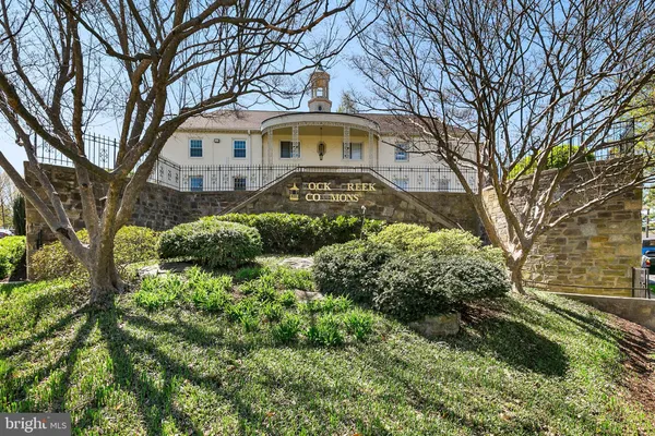 $295,000 | 2211 Washington Avenue, Unit 303, Silver Spring, MD 20910
