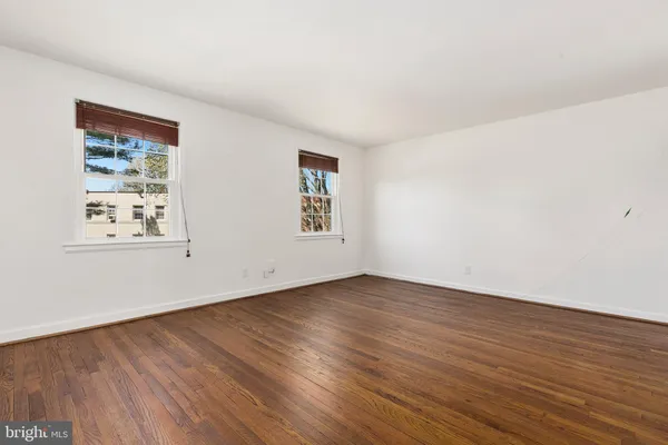 $295,000 | 2211 Washington Avenue, Unit 303, Silver Spring, MD 20910