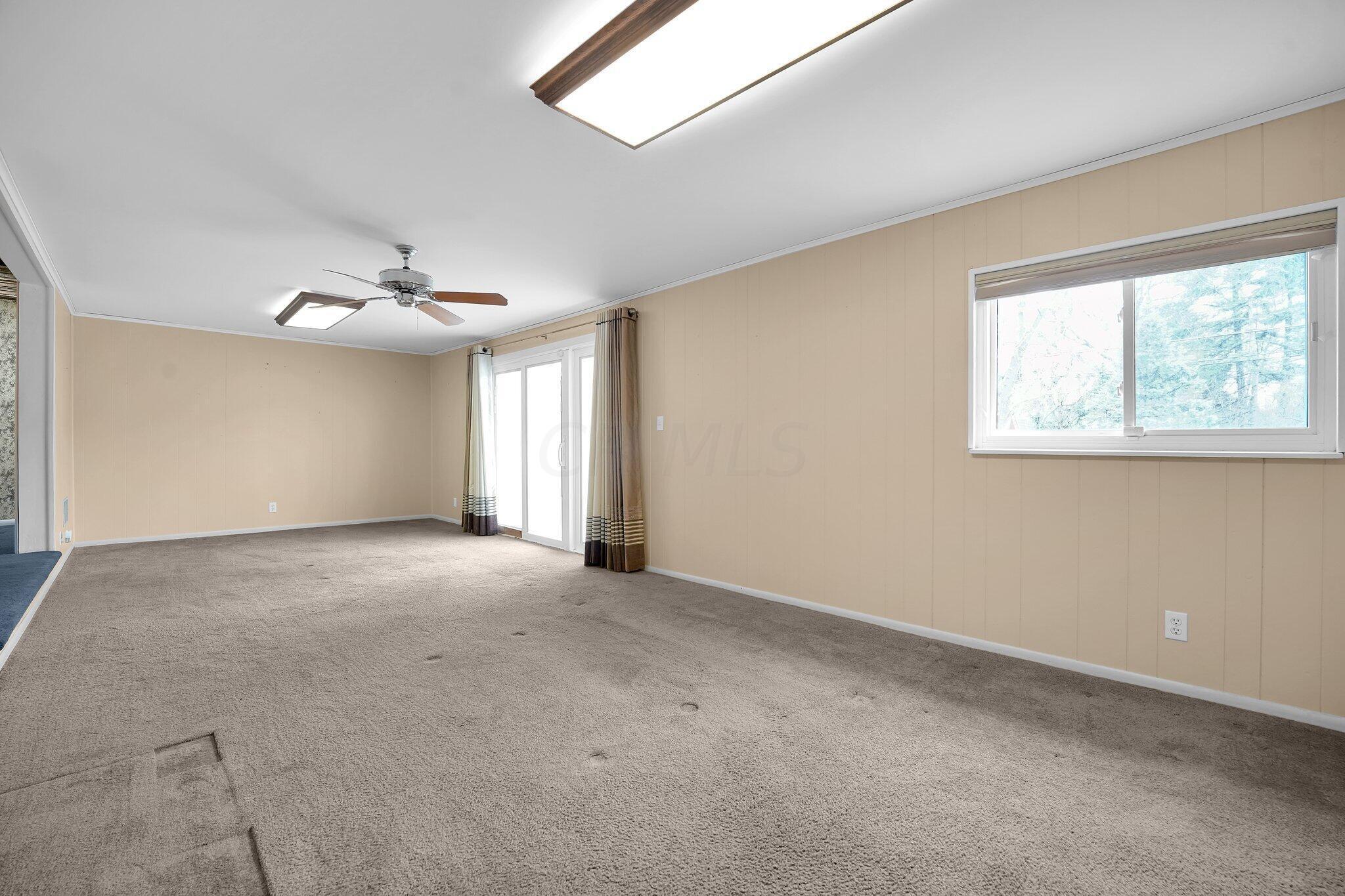 2247 Lytham Road Columbus, OH 43220 - Photo 11 of 24 Family Rm.