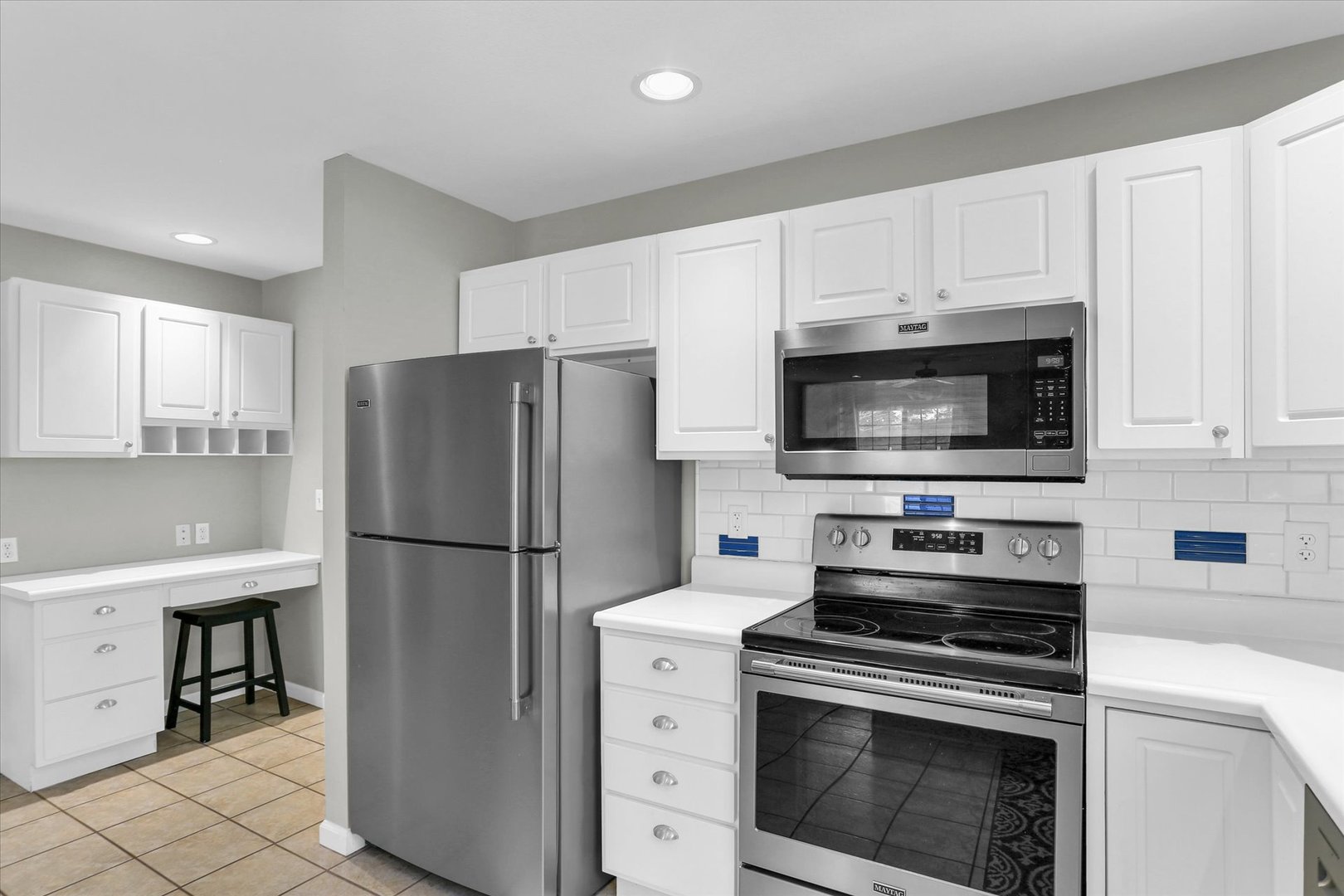 906 Waters Edge Road Champaign, IL 61822 - Photo 14 of 26 Gallery Image 14