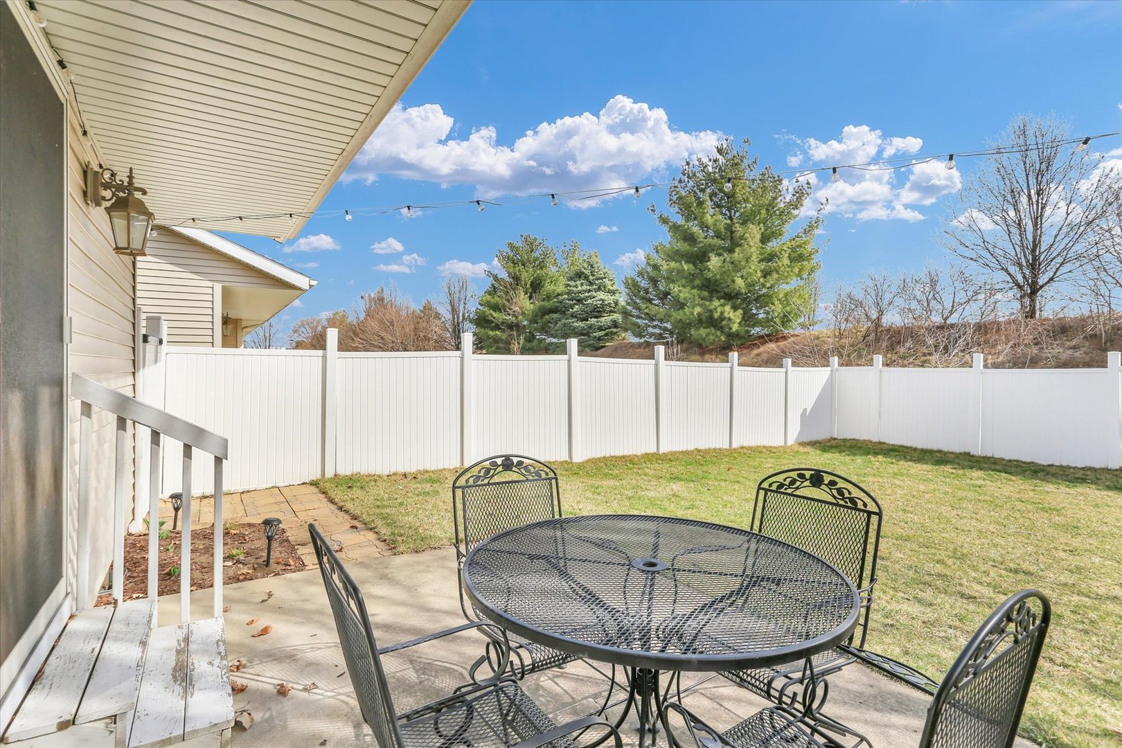 906 Waters Edge Road Champaign, IL 61822 - Photo 22 of 26 Gallery Image 22