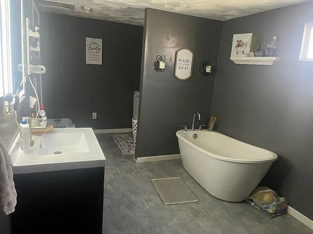 $419,999 | 993 Tolliver Road, Logan, OH 43138