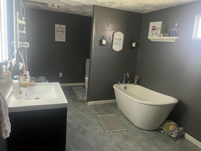 993 Tolliver Road Logan, OH 43138 - Photo 9 of 21