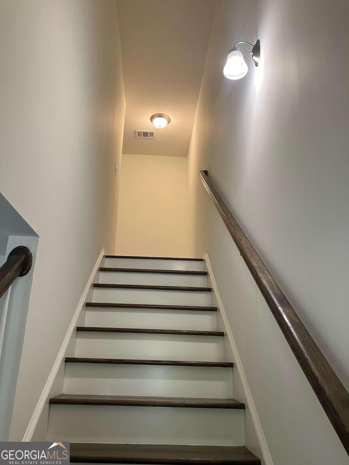 5243 Mill Way Stone Mountain, GA 30083 - Photo 4 of 15 a view of entryway