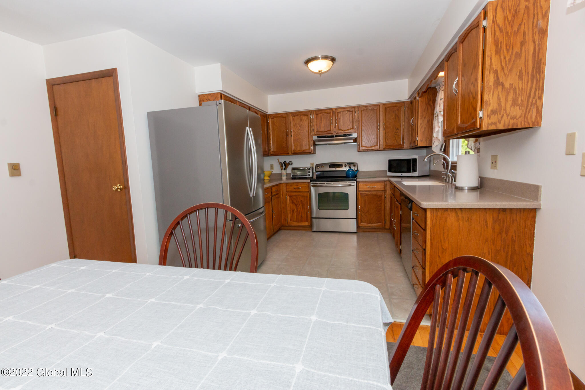 37 Ashdown Road Ballston Lake, NY 12019 - Photo 11 of 39 37 Ashdown Rd-42