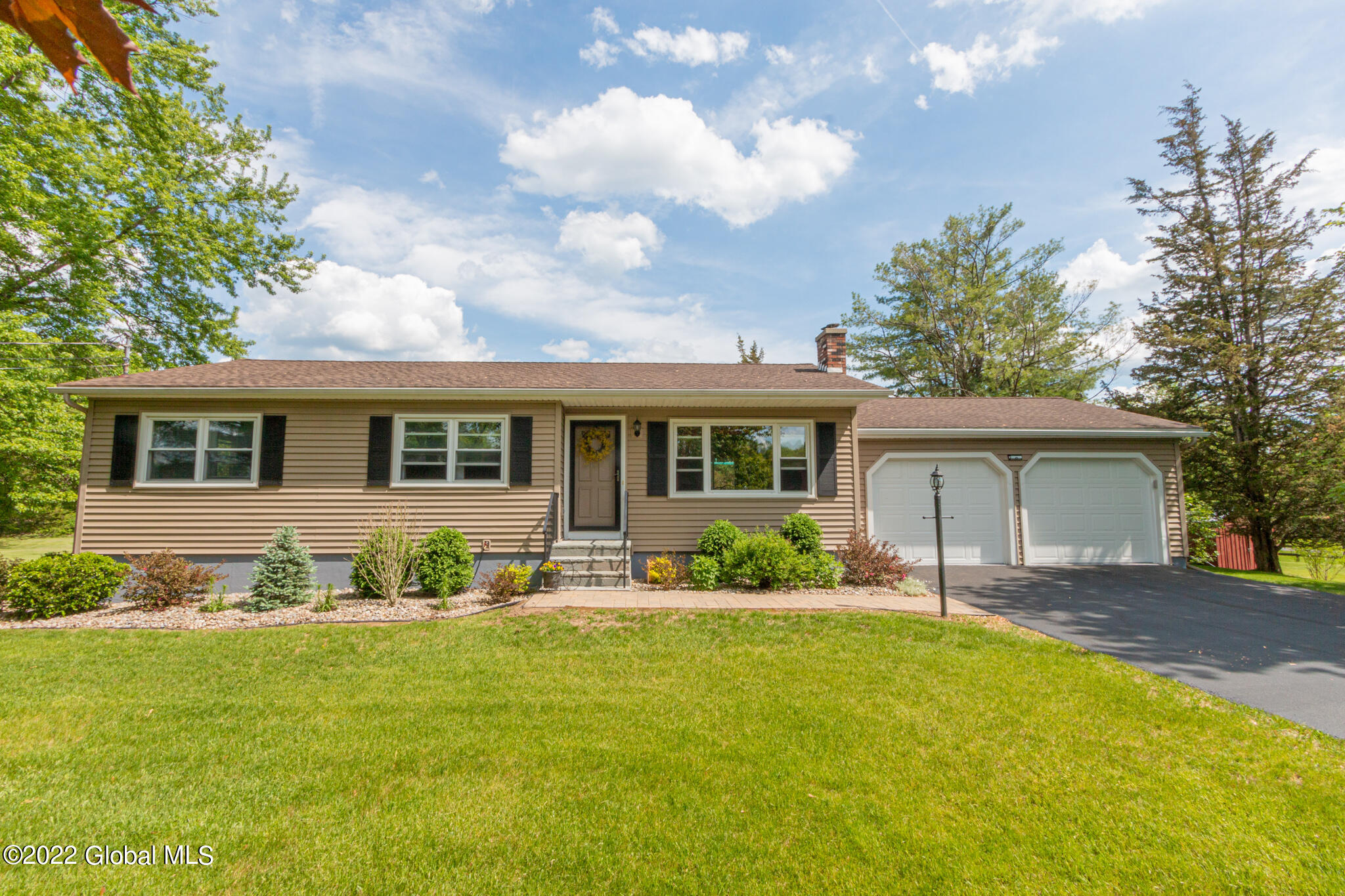 37 Ashdown Road Ballston Lake, NY 12019 - Photo 2 of 39 37 Ashdown Rd-01