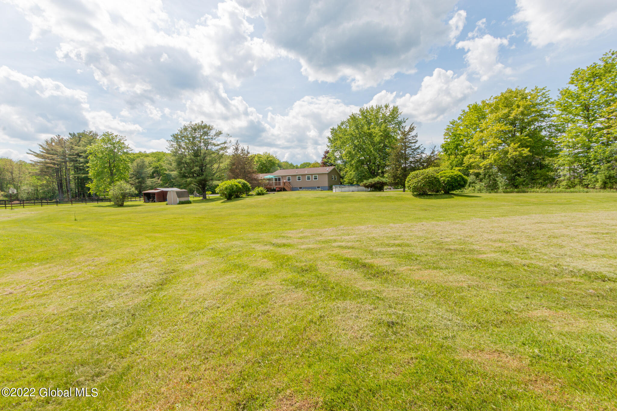 37 Ashdown Road Ballston Lake, NY 12019 - Photo 38 of 39 37 Ashdown Rd-10