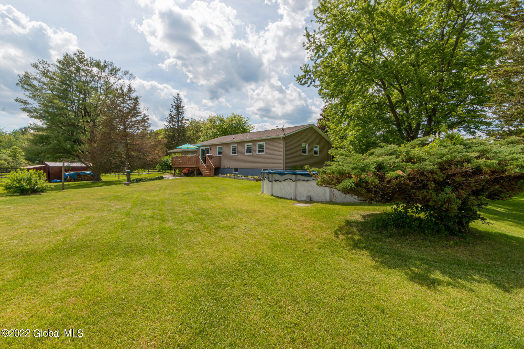 37 Ashdown Road Ballston Lake, NY 12019 - Photo 9 of 39 37 Ashdown Rd-14