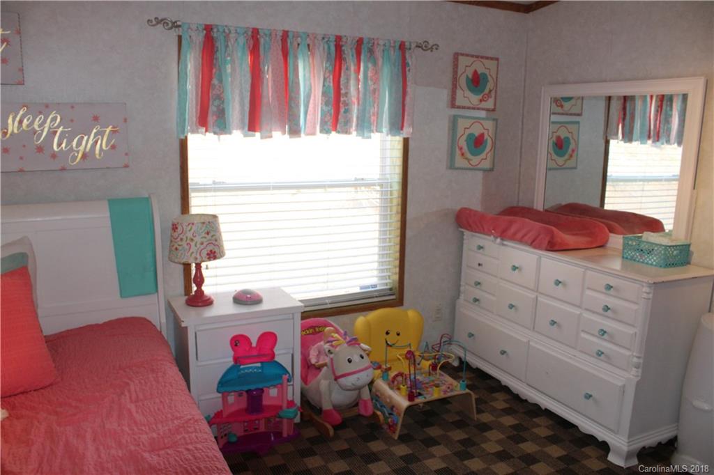 374 Bailey Road Candler, NC 28715 - Photo 22 of 36 Gallery Image 22
