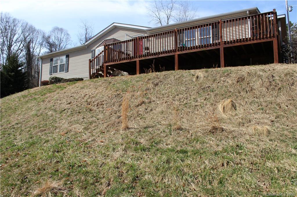 374 Bailey Road Candler, NC 28715 - Photo 31 of 36 Gallery Image 31