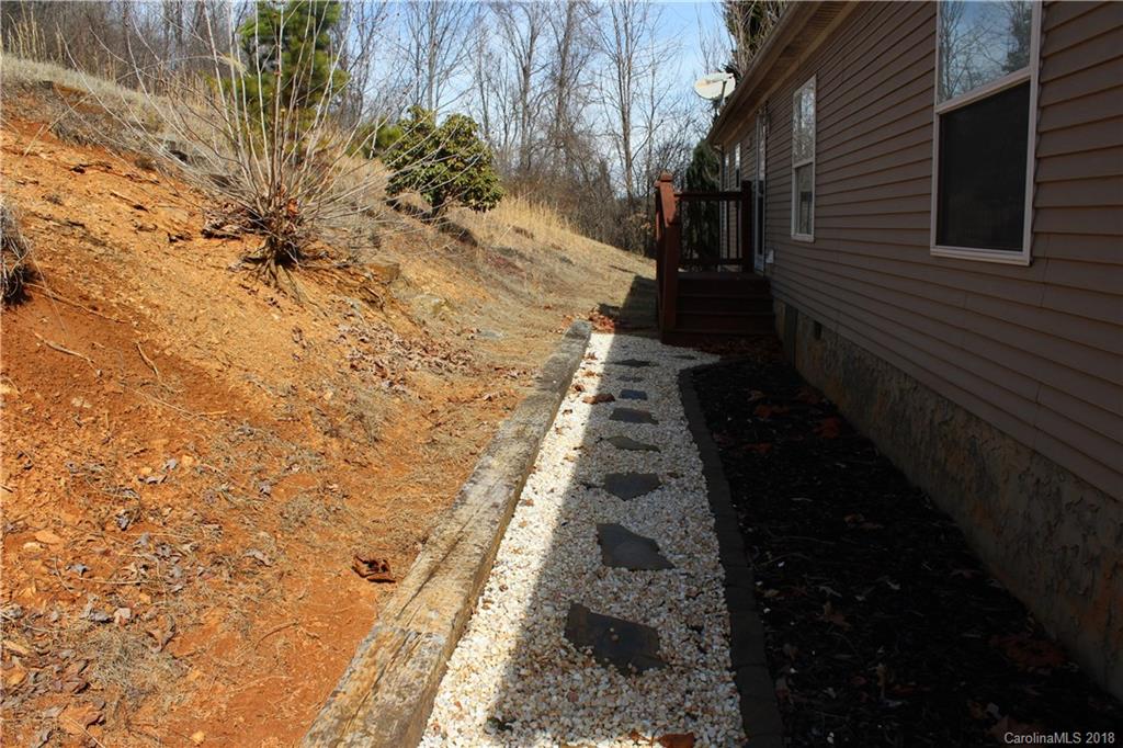 374 Bailey Road Candler, NC 28715 - Photo 33 of 36 Gallery Image 33
