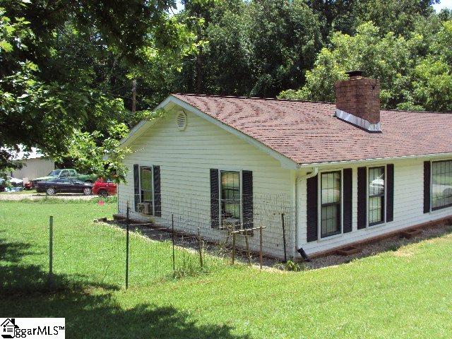 159 Oakvale Road Greenville, SC 29611 - Photo 5 of 34 Gallery Image 5