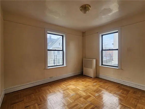 $275,000 | 8320 Bay Parkway, Unit B21 | Bensonhurst