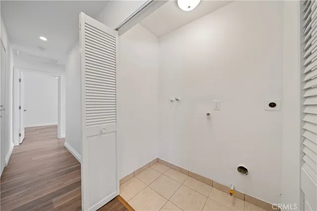 $479,000 | 12411 Osborne Street, Unit 106, Pacoima, CA 91331