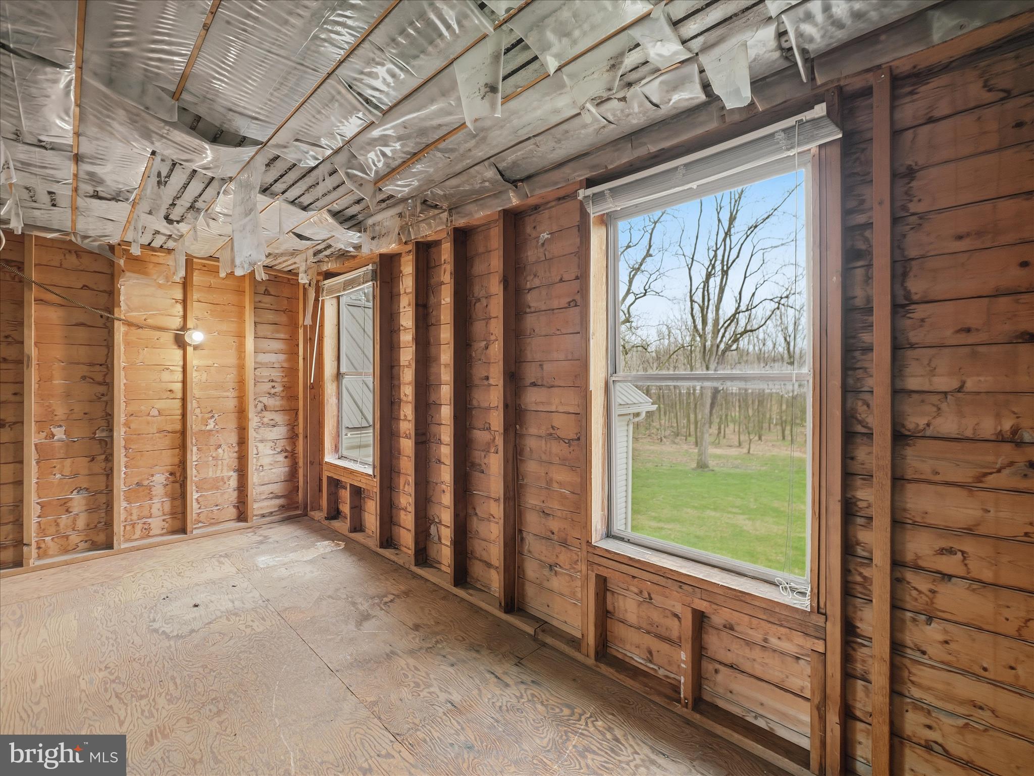 1376 Nolts Road Chambersburg, PA 17202 - Photo 32 of 64 Enclosed porch #3
