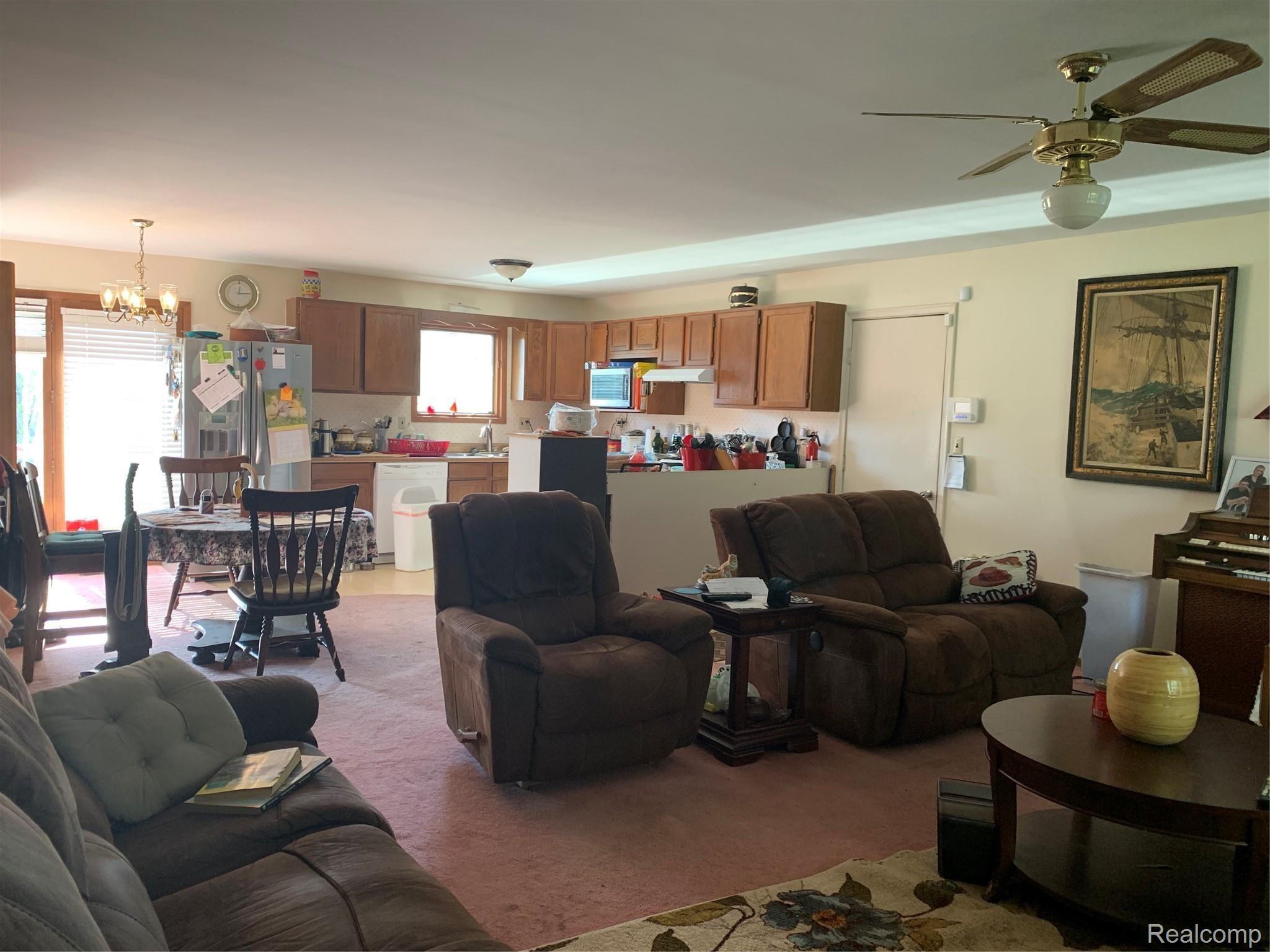 3420 South State Road Davison, MI 48423 - Photo 9 of 16 IMG_5721.jpg