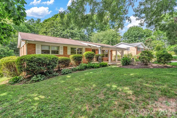 $399,000 | 67 Wagon Road, Asheville, NC 28805
