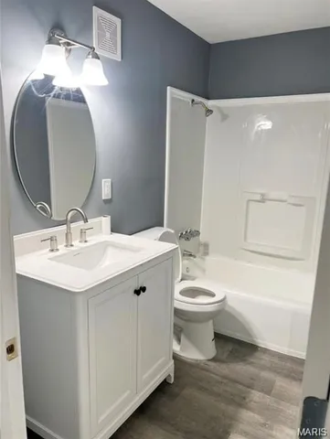 $1,300 | 1216 Redman Boulevard, St. Louis, MO 63138