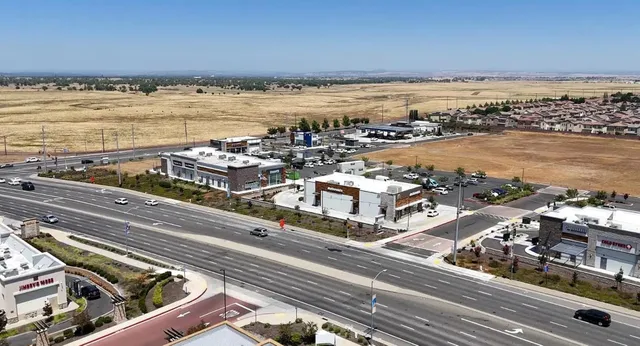 $689,000 | 12849 Knightsbrook Avenue, Rancho Cordova, CA 95742