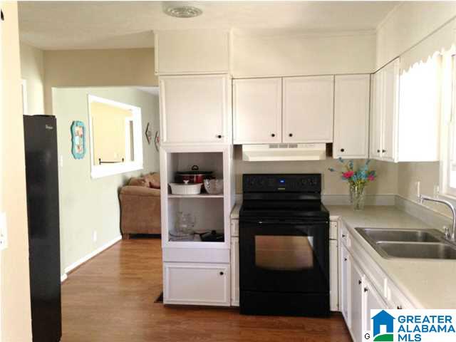 1204 Robertson Road Anniston, AL 36207 - Photo 2 of 30