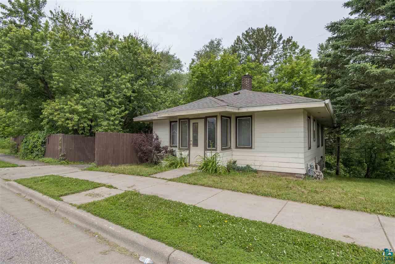 6319 Roosevelt Street Duluth, MN 55807 - Photo 1 of 15