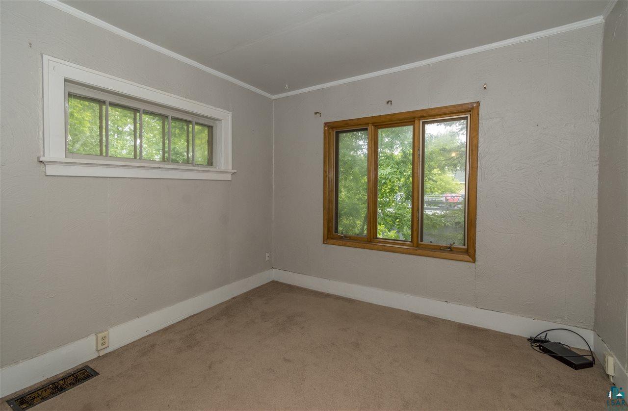 6319 Roosevelt Street Duluth, MN 55807 - Photo 11 of 15