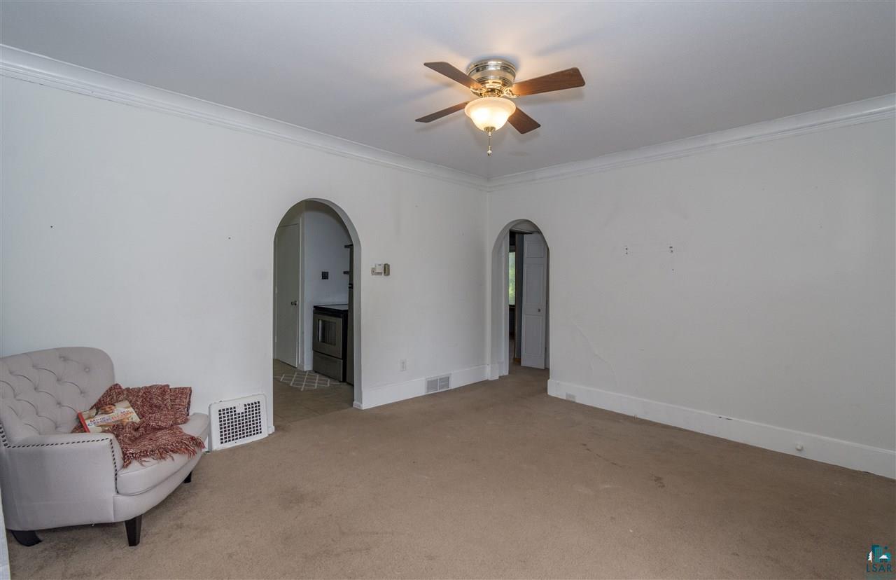 6319 Roosevelt Street Duluth, MN 55807 - Photo 3 of 15