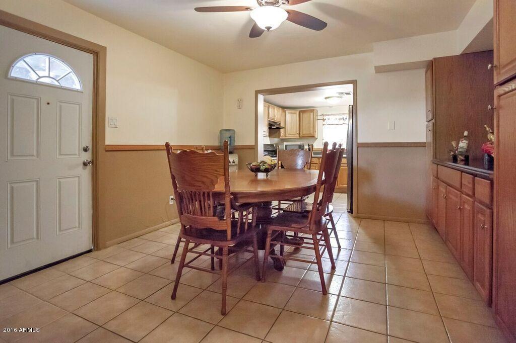 7726 West Osborn Road Phoenix, AZ 85033 - Photo 6 of 17 Dinning
