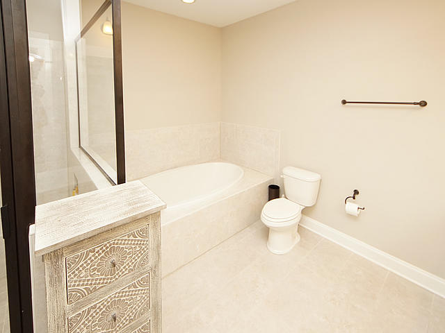 180 Slipper Shell Court Mount Pleasant, SC 29464 - Photo 21 of 45 21