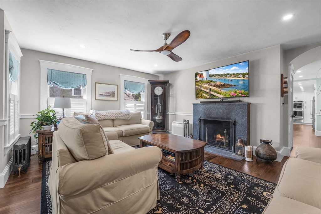 304 Front Street Marion, MA 02738 - Photo 12 of 42