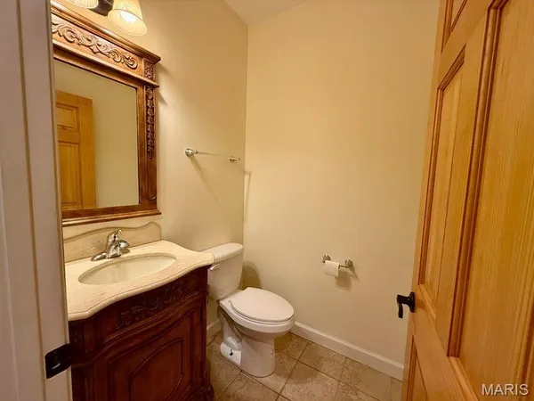 $550,000 | 20404 Alpine Trail, Raymondville, MO 65555