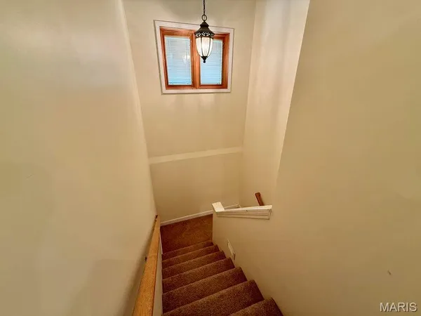 $550,000 | 20404 Alpine Trail, Raymondville, MO 65555