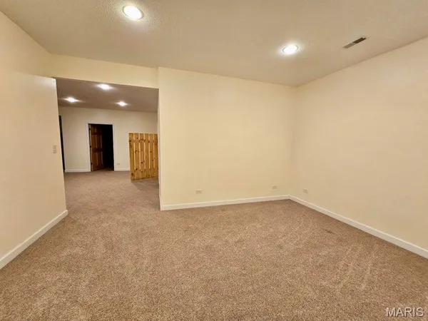 $550,000 | 20404 Alpine Trail, Raymondville, MO 65555