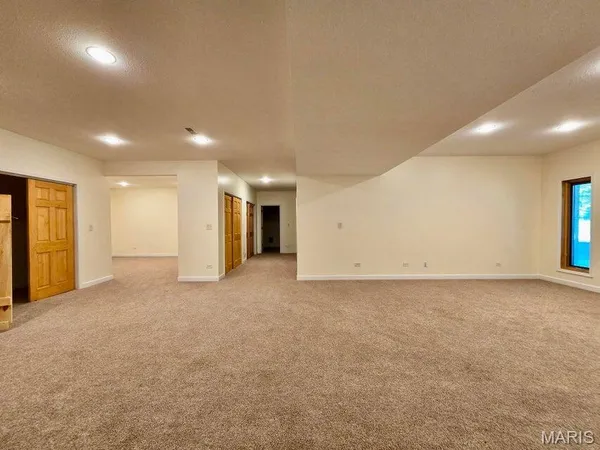 $550,000 | 20404 Alpine Trail, Raymondville, MO 65555