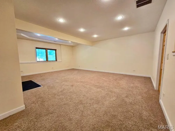 $550,000 | 20404 Alpine Trail, Raymondville, MO 65555