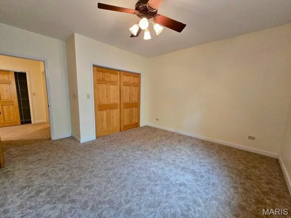 $550,000 | 20404 Alpine Trail, Raymondville, MO 65555