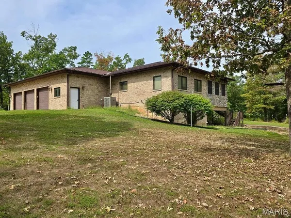 $550,000 | 20404 Alpine Trail, Raymondville, MO 65555