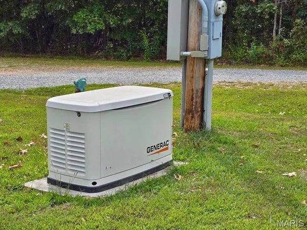 $550,000 | 20404 Alpine Trail, Raymondville, MO 65555