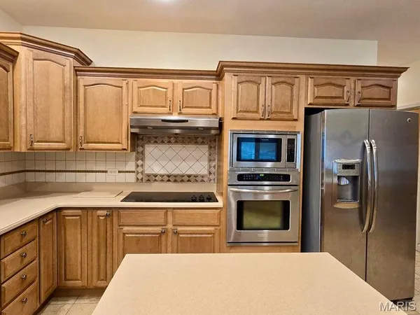 $550,000 | 20404 Alpine Trail, Raymondville, MO 65555