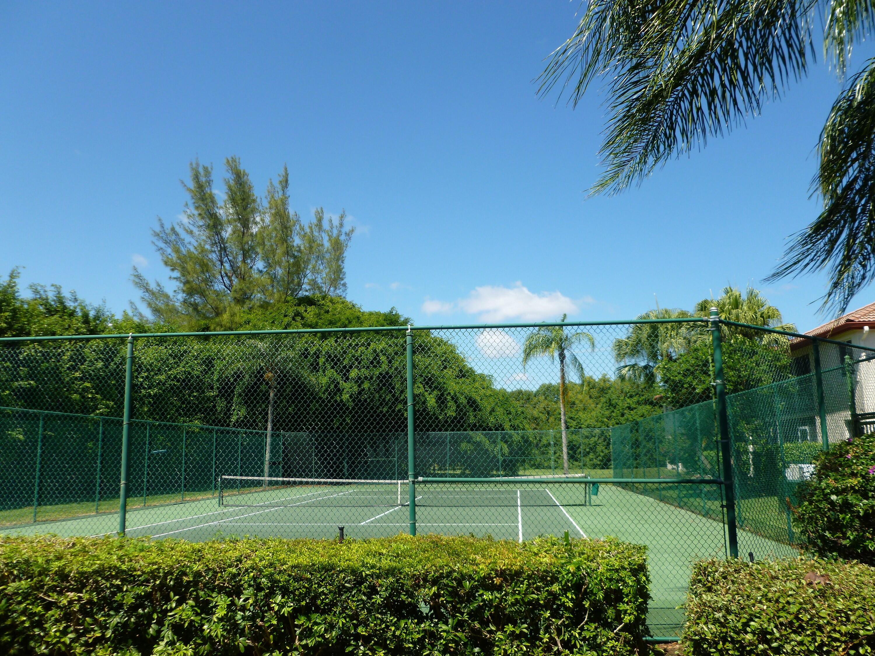 380 Northwest 67th Street, Unit 207 Boca Raton, FL 33487 - Photo 23 of 34 a view of a park