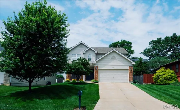 $739,900 | 1131 Harwood Road, Des Peres, MO 63131