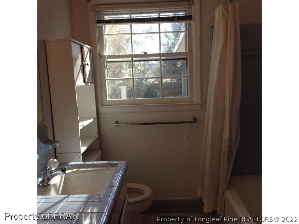 424 Dunmore Road Fayetteville, NC 28303 - Photo 17 of 27 Gallery Image 17