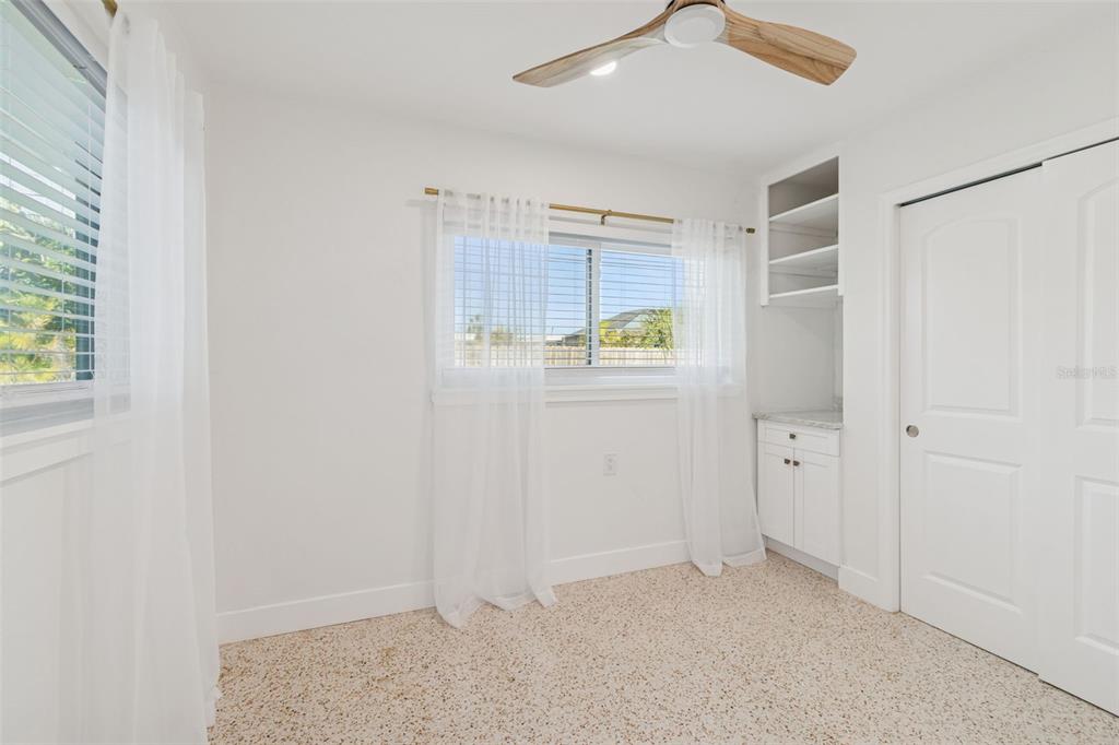 2488 Del Rio Way Dunedin, FL 34698 - Photo 24 of 33