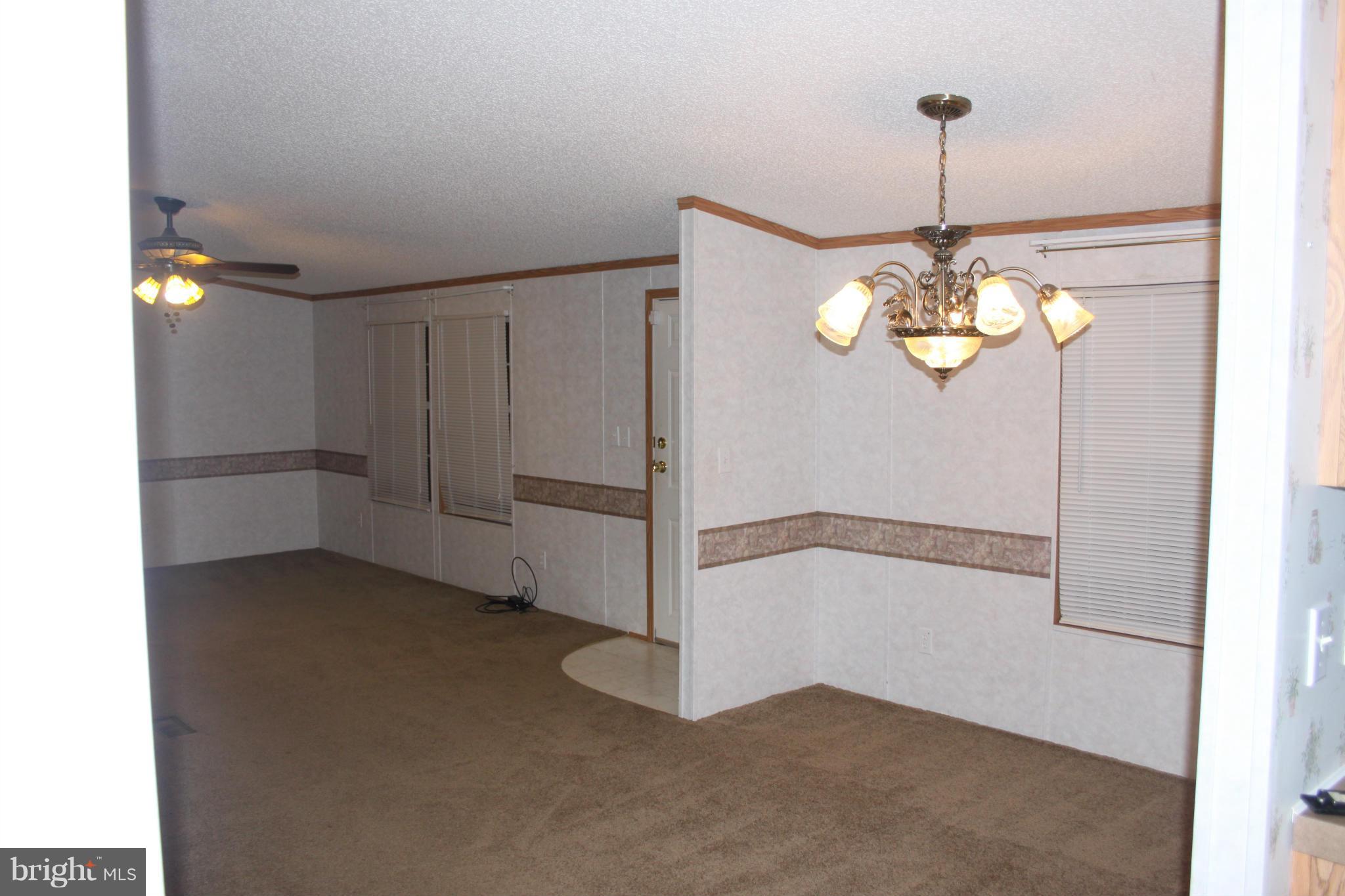 12615 Elk Run Road Midland, VA 22728 - Photo 22 of 30 Living Room