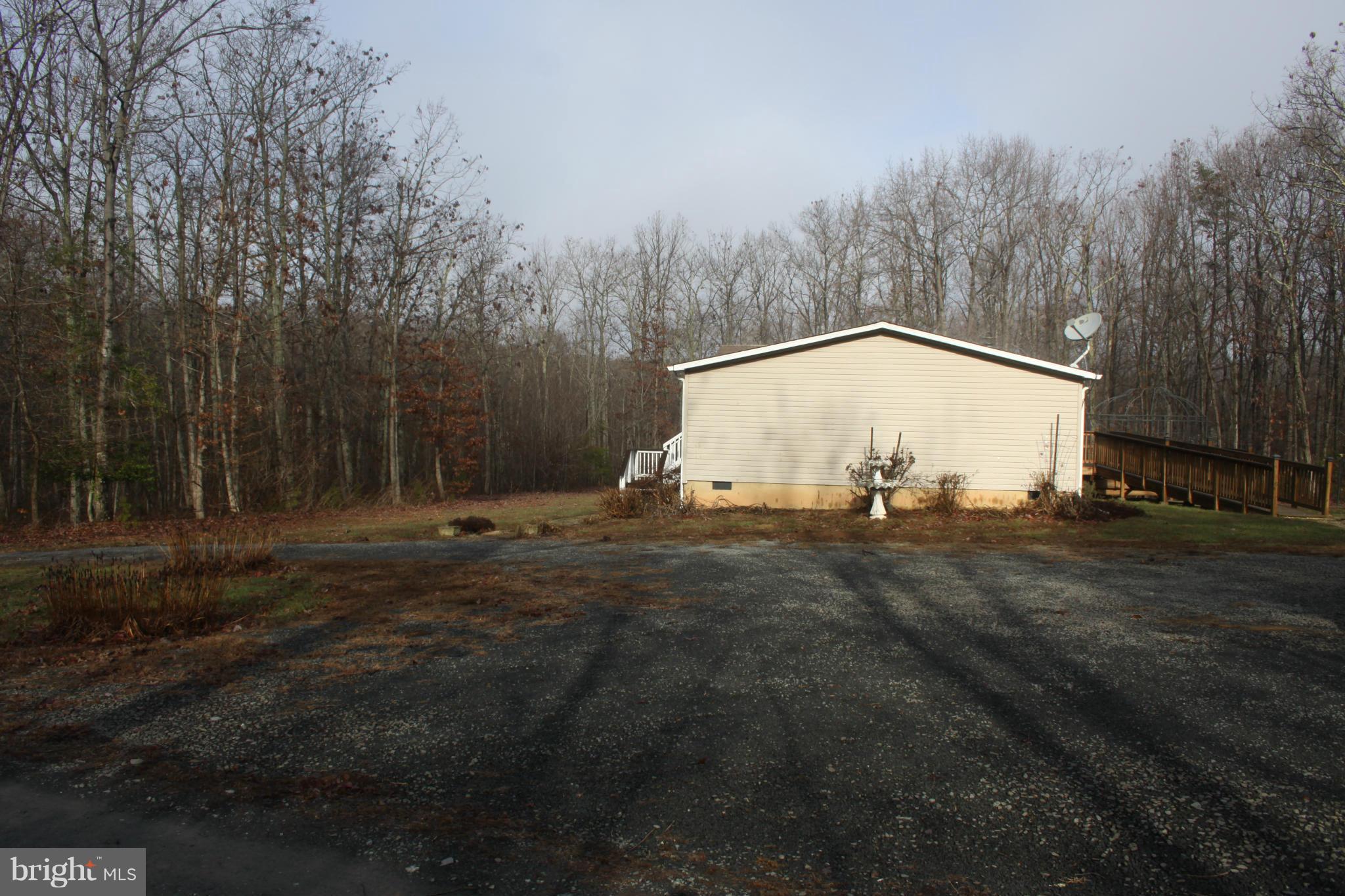 12615 Elk Run Road Midland, VA 22728 - Photo 10 of 30 Side View
