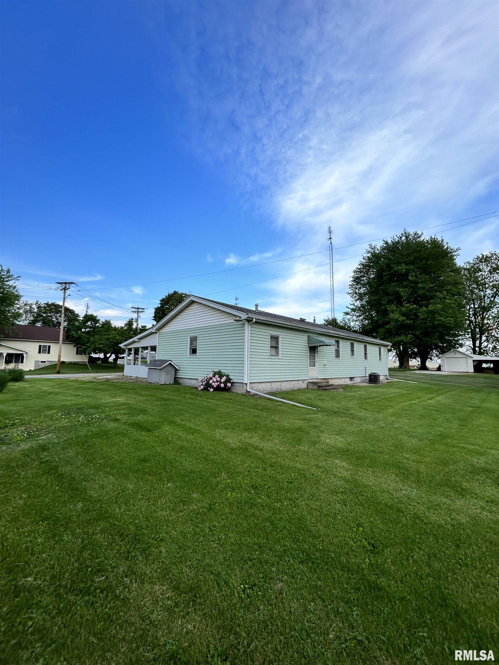 360 East Sylvan Street Virginia, IL 62691 - Photo 5 of 20 Gallery Image 5